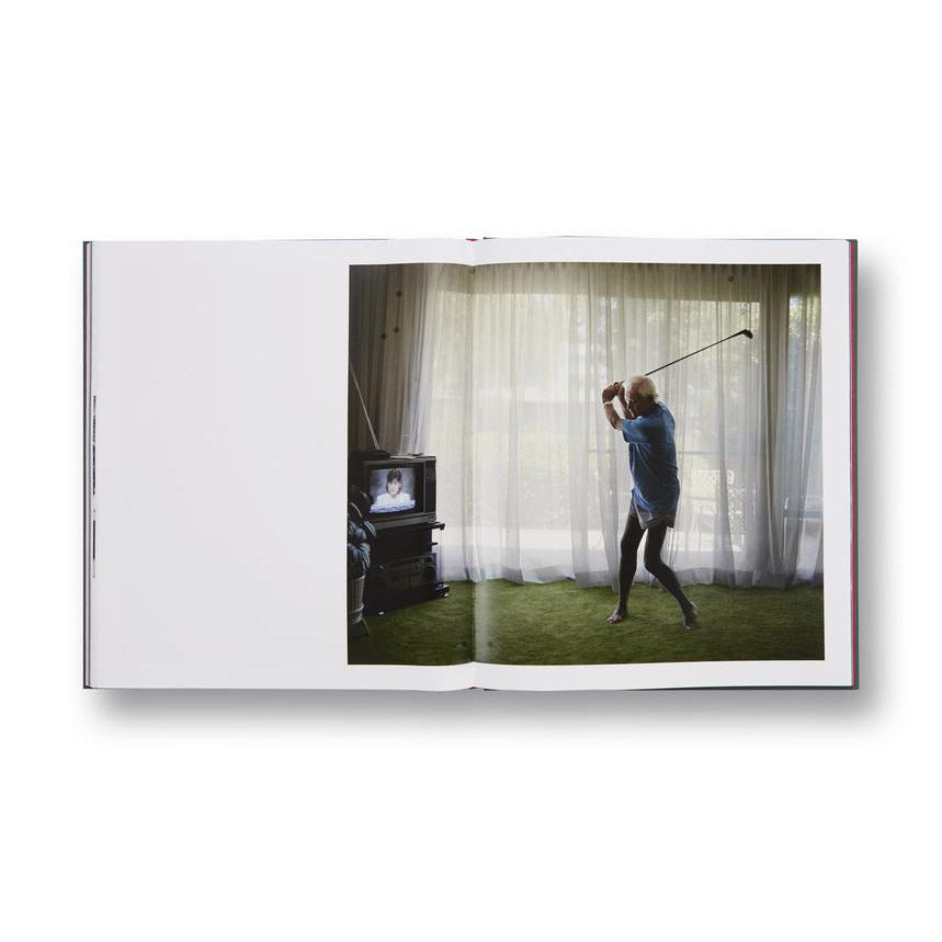 Pictures From Home – Larry Sultan